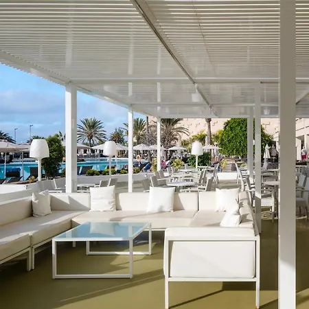 酒店 Alexandre Grand Teguise Playa 4*