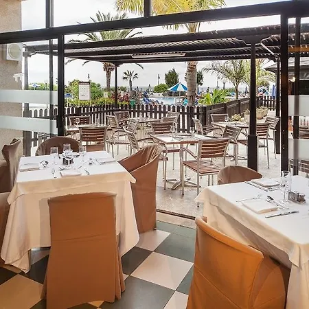 Hotel Alexandre Grand Teguise Playa 4*