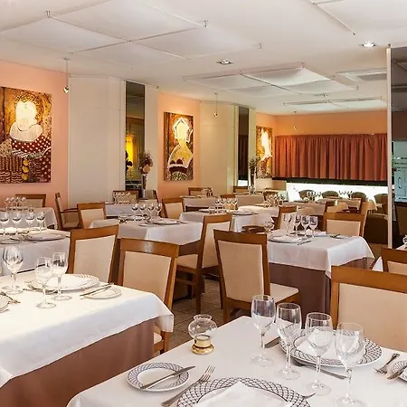 Alexandre Grand Teguise Playa 4* 科斯塔特吉塞